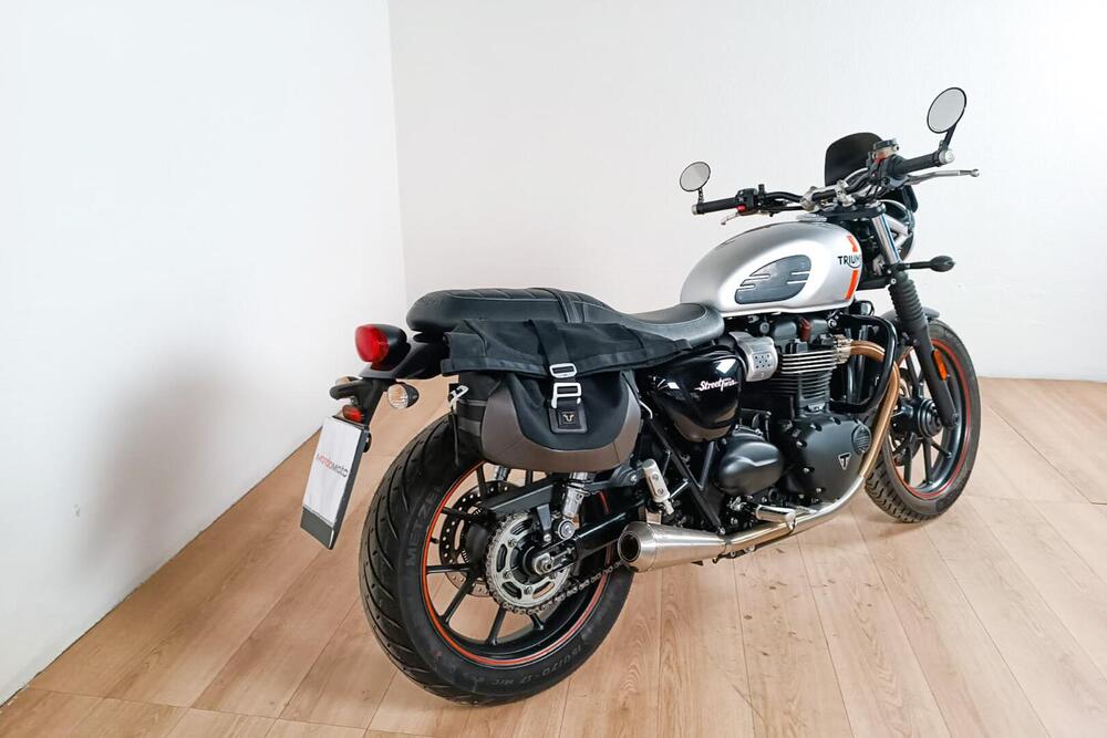 Triumph Street Twin 900 (2017 - 18) (3)