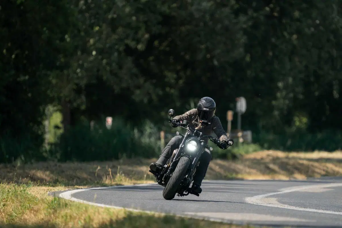 Benda Chinchilla 500: la cruiser V2 low cost per patente A2. La prova con pregi e difetti [VIDEO E GALLERY] (2)