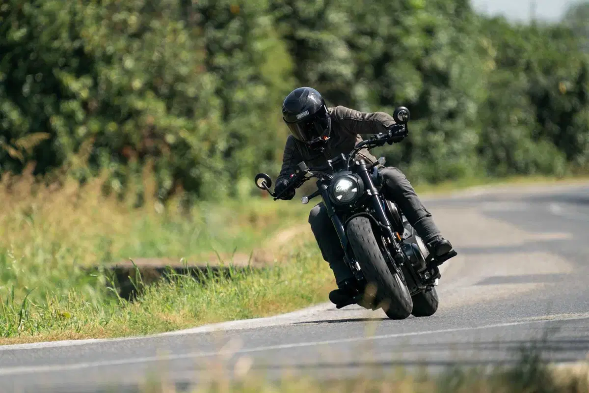 Benda Chinchilla 500: la cruiser V2 low cost per patente A2. La prova con pregi e difetti [VIDEO E GALLERY] (4)