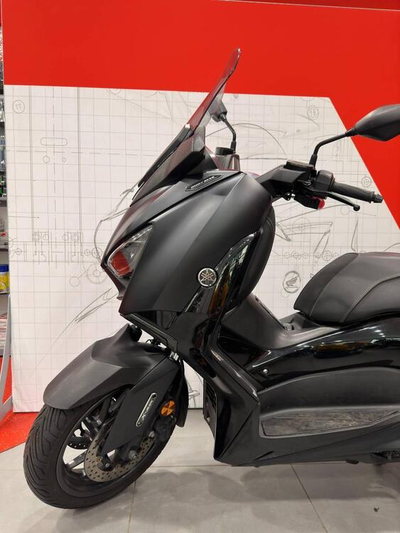 Yamaha X-Max 400 Iron Max (2019 - 20) (2)