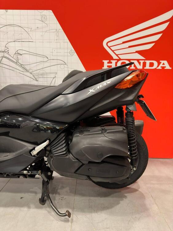 Yamaha X-Max 400 Iron Max (2019 - 20) (4)