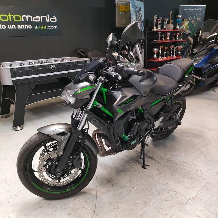 Kawasaki Z 650 (2021 - 25) (5)