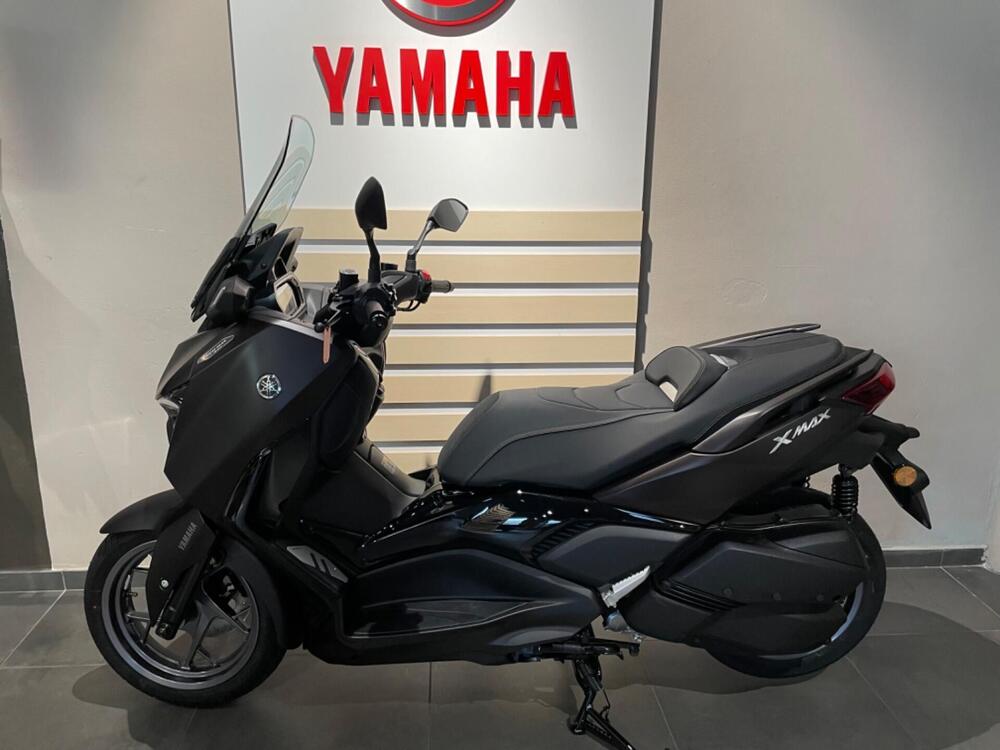 Yamaha X-Max 300 (2021 - 24) (2)