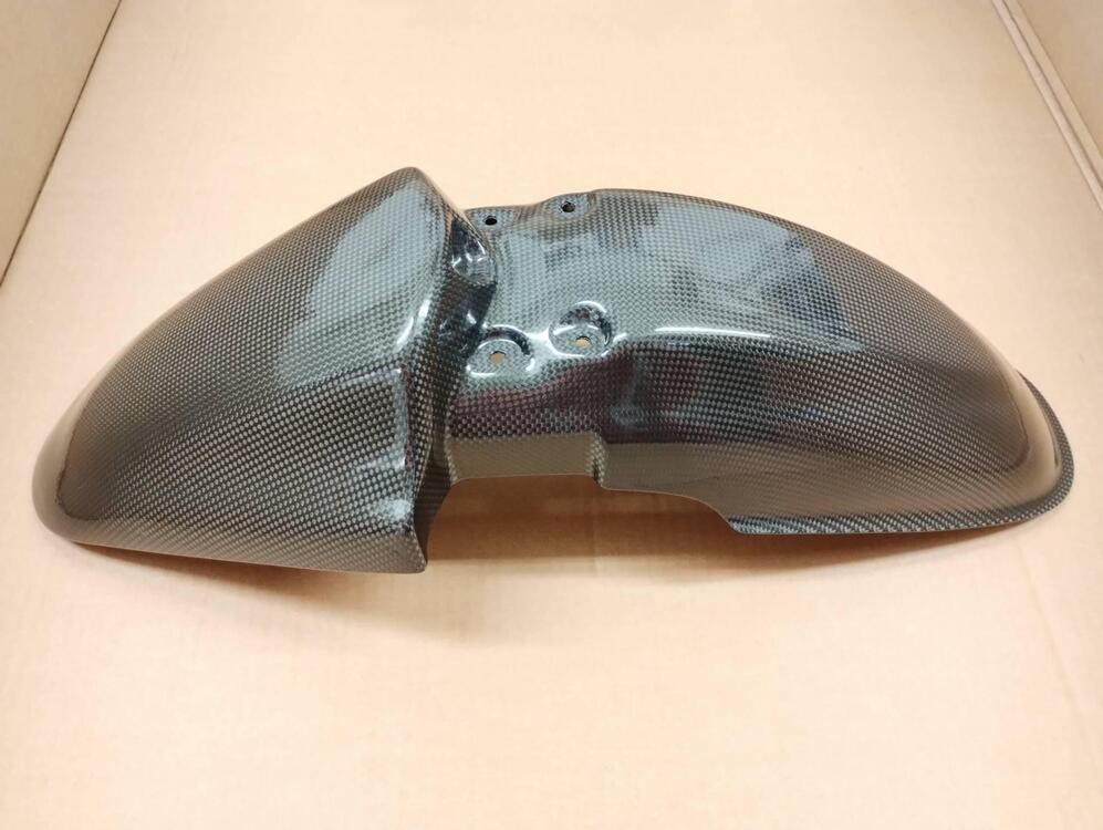 PARAFANGO ANTERIORE IN CARBONIO BMW R 1200 GS '04