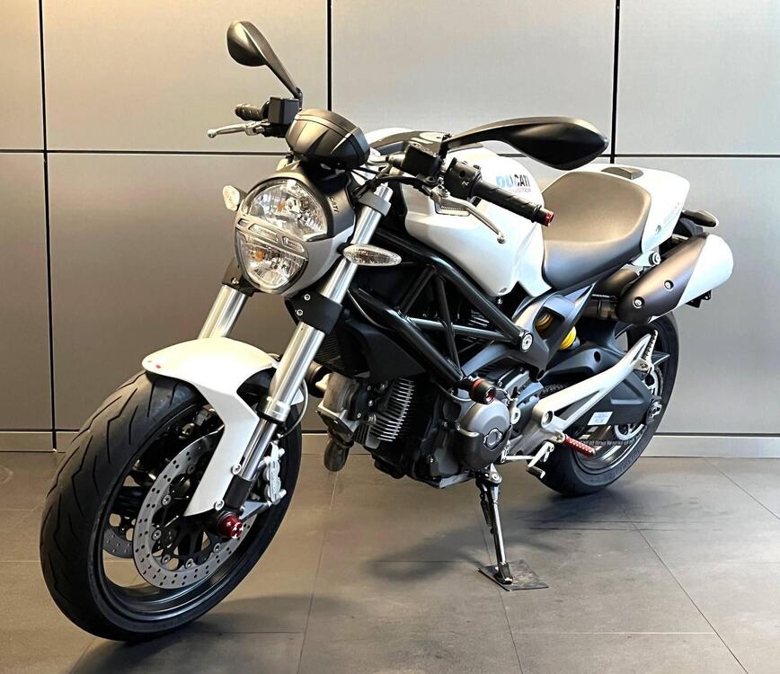 Ducati Monster 696 (2008 - 13) (3)