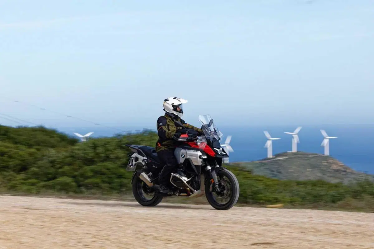 BMW R 1300 GS Adventure, il nostro TEST: la globe-trotter definitiva? [VIDEO e GALLERY] (12)