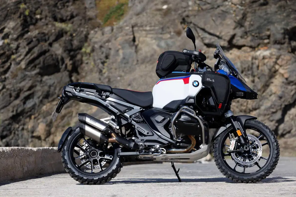BMW R 1300 GS Adventure, il nostro TEST: la globe-trotter definitiva? [VIDEO e GALLERY] (8)