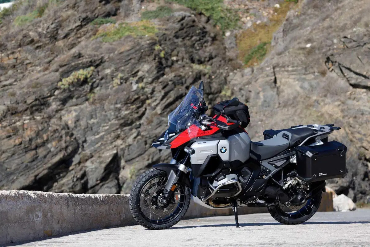 BMW R 1300 GS Adventure, il nostro TEST: la globe-trotter definitiva? [VIDEO e GALLERY] (11)