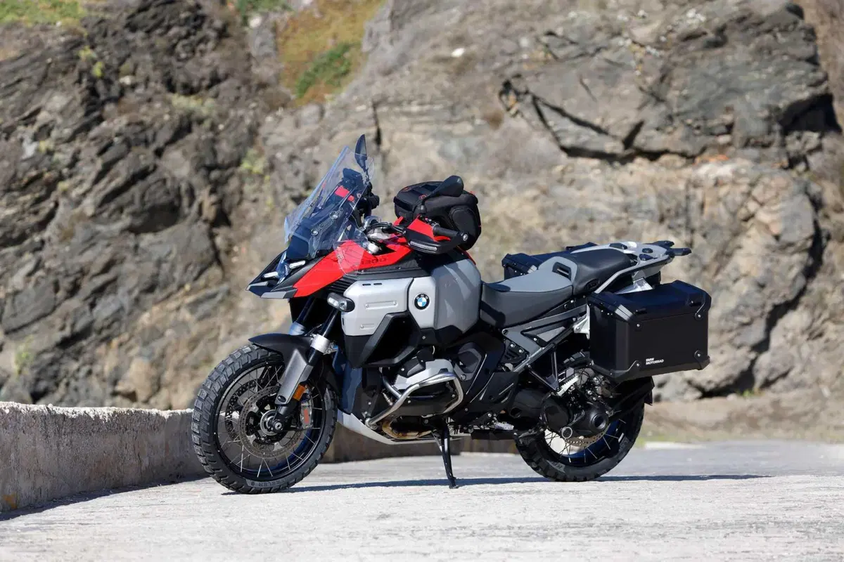BMW R 1300 GS Adventure, il nostro TEST: la globe-trotter definitiva? [VIDEO e GALLERY] (13)