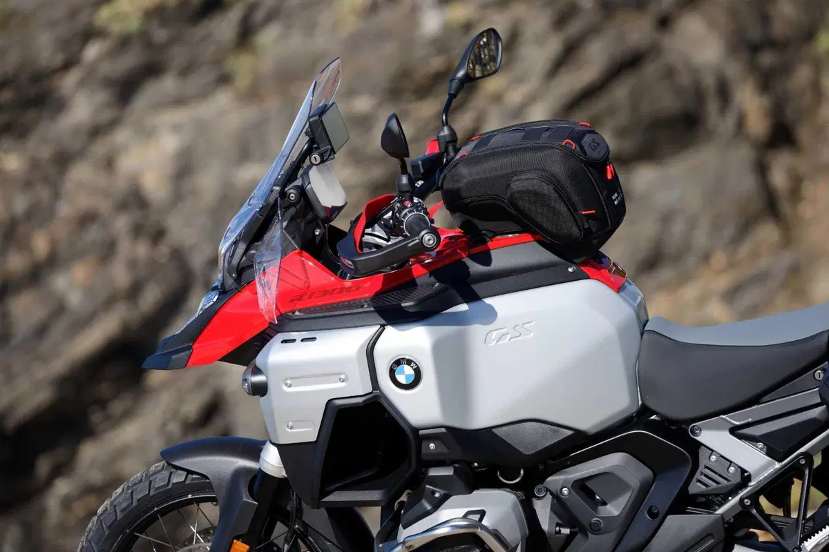 BMW R 1300 GS Adventure, il nostro TEST: la globe-trotter definitiva? [VIDEO e GALLERY] (14)