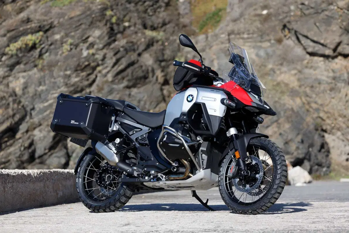 BMW R 1300 GS Adventure, il nostro TEST: la globe-trotter definitiva? [VIDEO e GALLERY] (17)