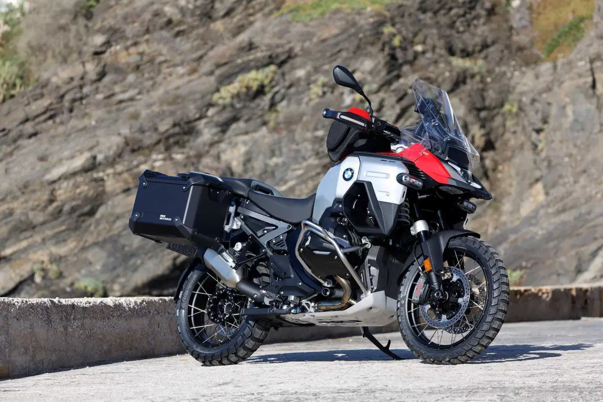BMW R 1300 GS Adventure, il nostro TEST: la globe-trotter definitiva? [VIDEO e GALLERY] (18)