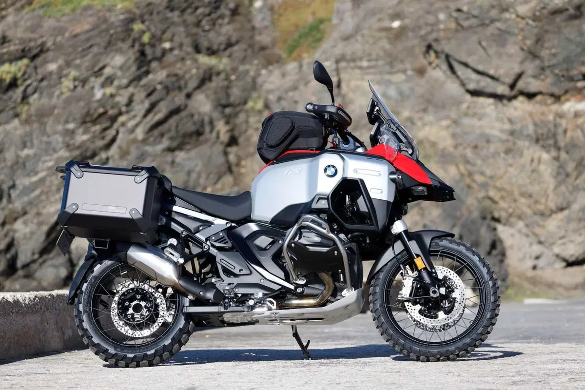 BMW R 1300 GS Adventure, il nostro TEST: la globe-trotter definitiva? [VIDEO e GALLERY] (21)