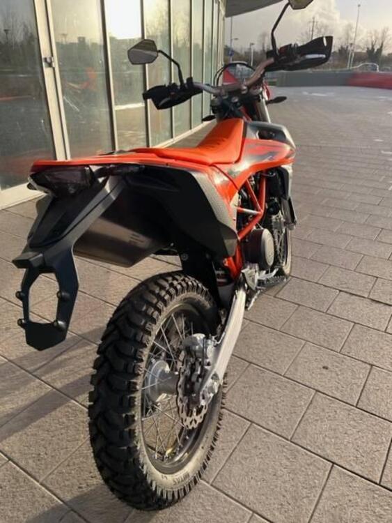 KTM 690 Enduro R (2022 - 24) (4)