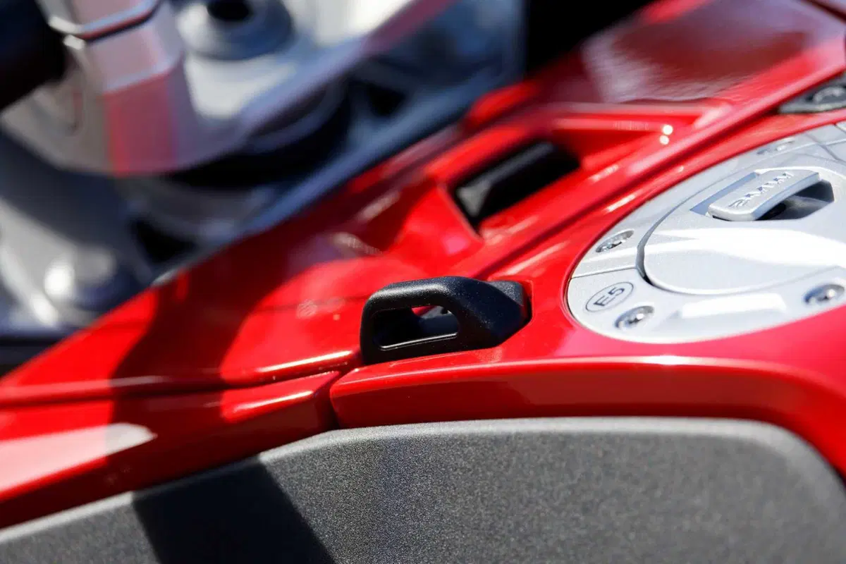 BMW R 1300 GS Adventure, il nostro TEST: la globe-trotter definitiva? [VIDEO e GALLERY] (6)