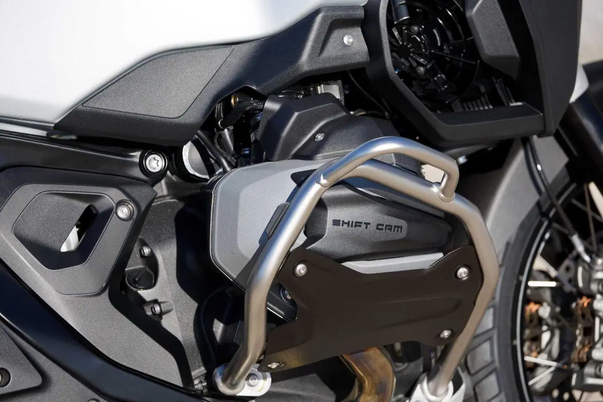 BMW R 1300 GS Adventure, il nostro TEST: la globe-trotter definitiva? [VIDEO e GALLERY] (43)