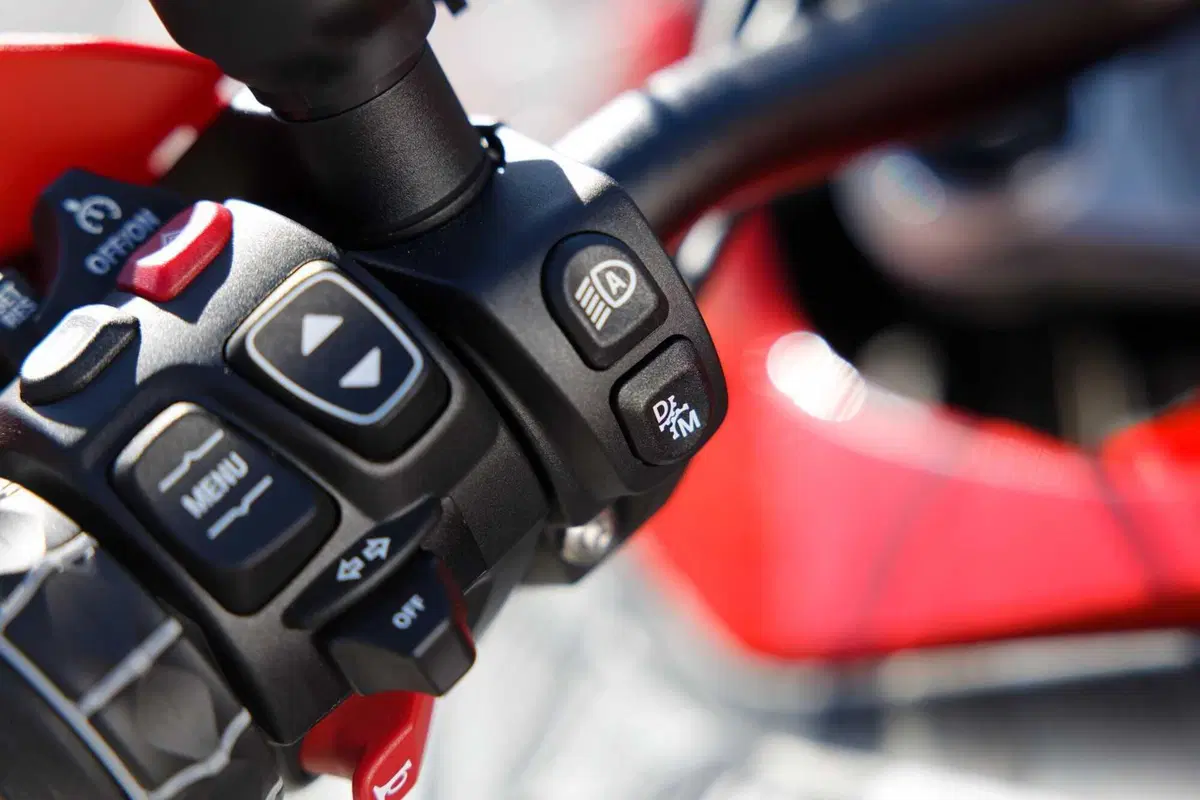 BMW R 1300 GS Adventure, il nostro TEST: la globe-trotter definitiva? [VIDEO e GALLERY] (63)