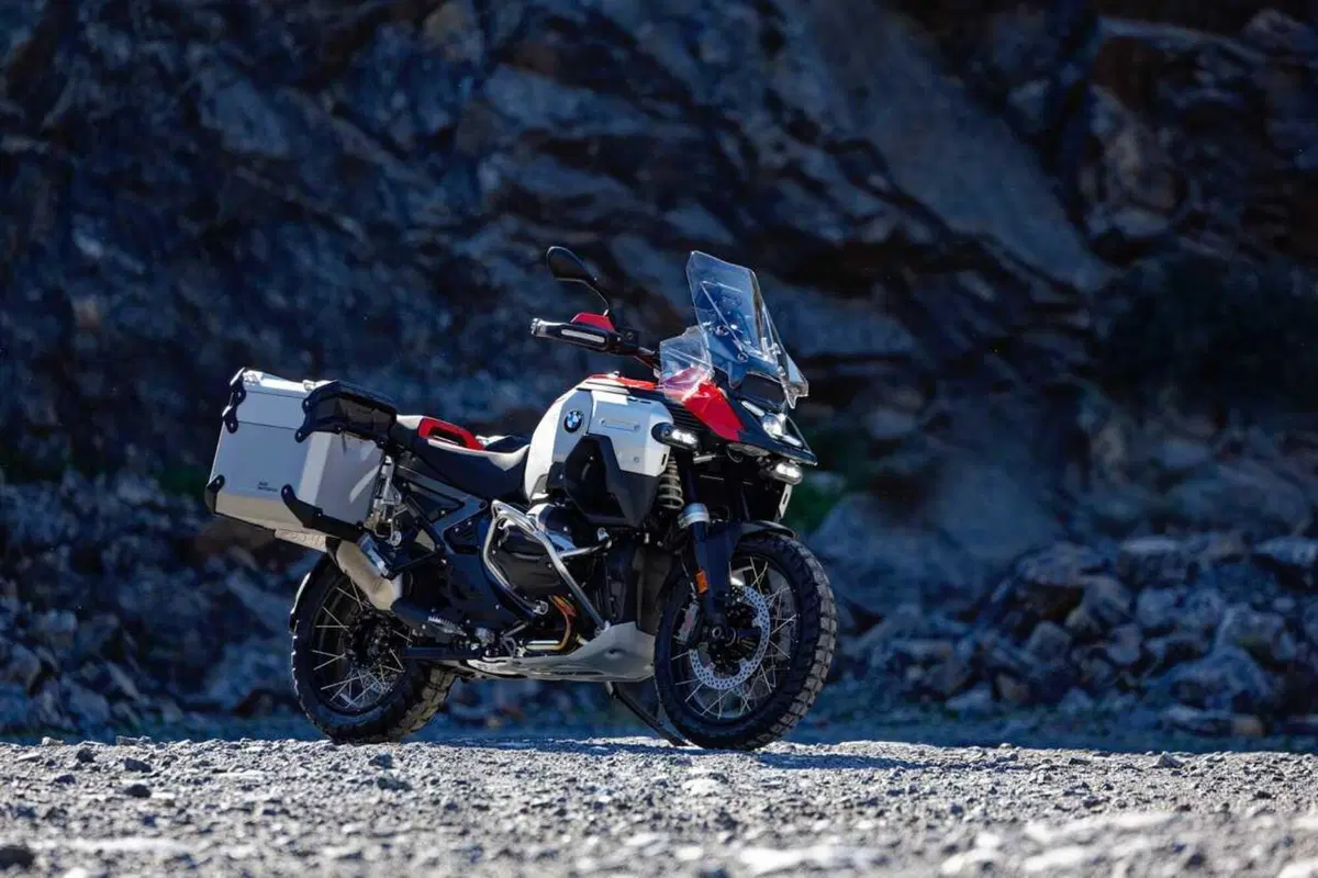BMW R 1300 GS Adventure, il nostro TEST: la globe-trotter definitiva? [VIDEO e GALLERY] (11)