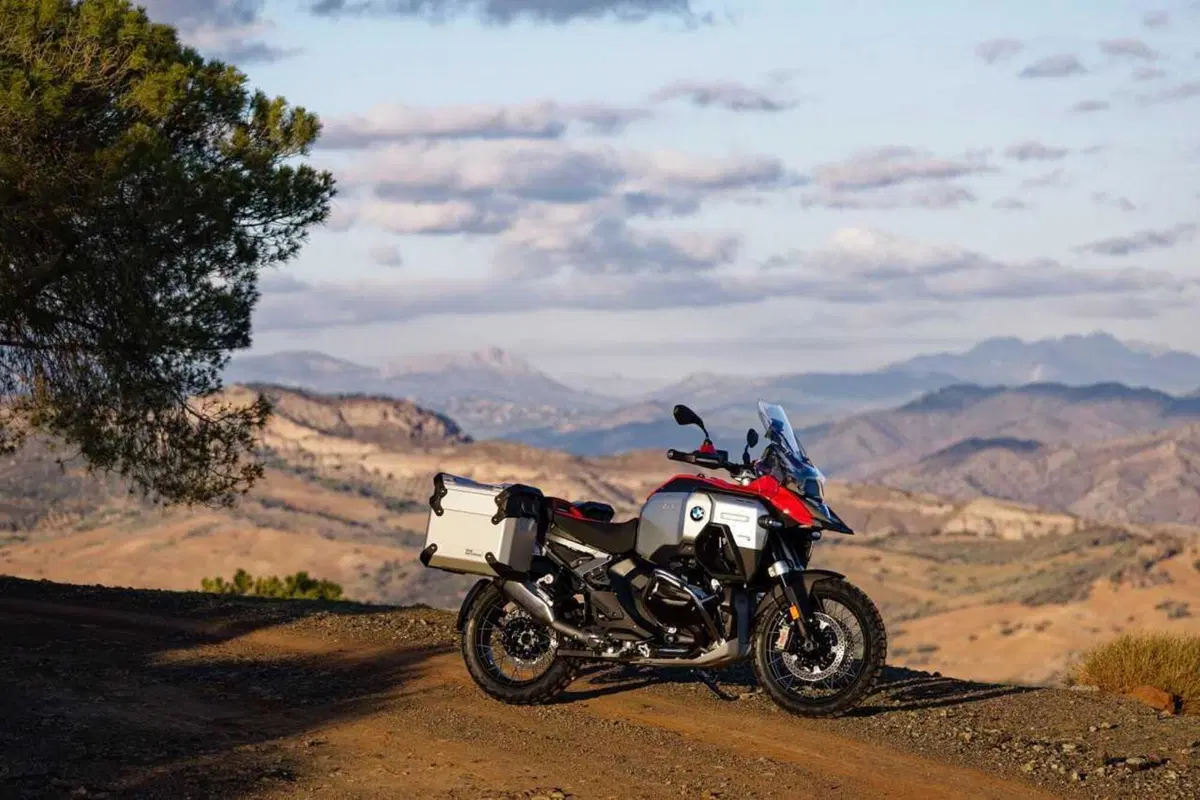 BMW R 1300 GS Adventure, il nostro TEST: la globe-trotter definitiva? [VIDEO e GALLERY] (19)