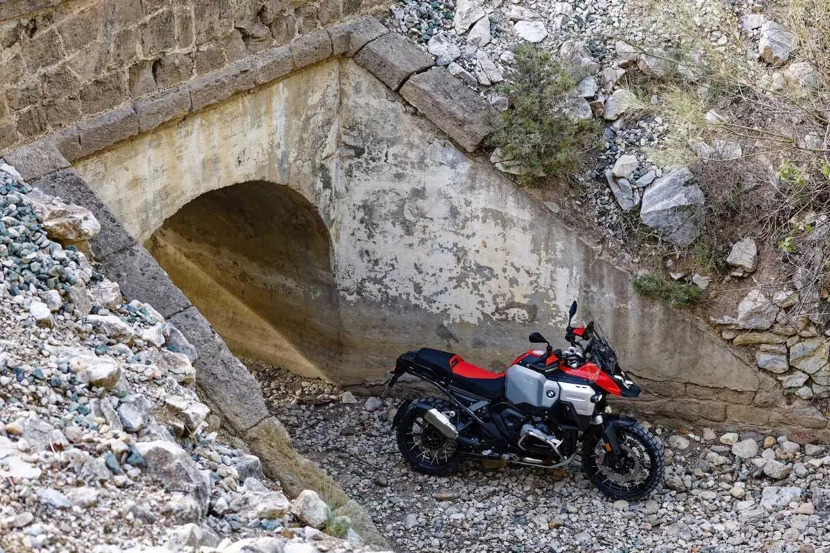 BMW R 1300 GS Adventure, il nostro TEST: la globe-trotter definitiva? [VIDEO e GALLERY] (42)