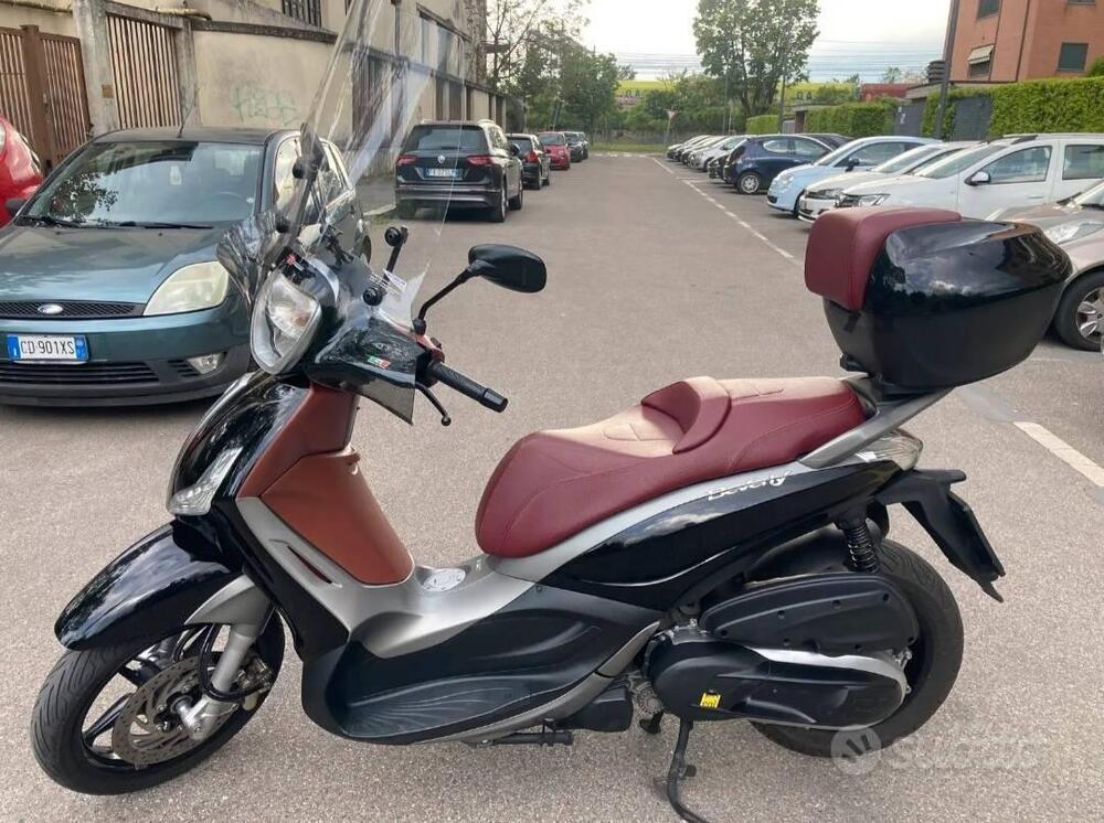 Piaggio Beverly 350 SportTouring ie (2011 - 15) (2)