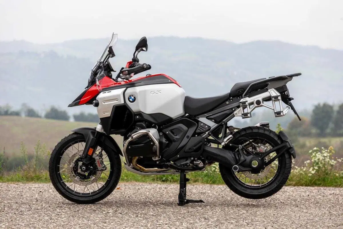 BMW R 1300 GS Adventure, il nostro TEST: la globe-trotter definitiva? [VIDEO e GALLERY] (6)