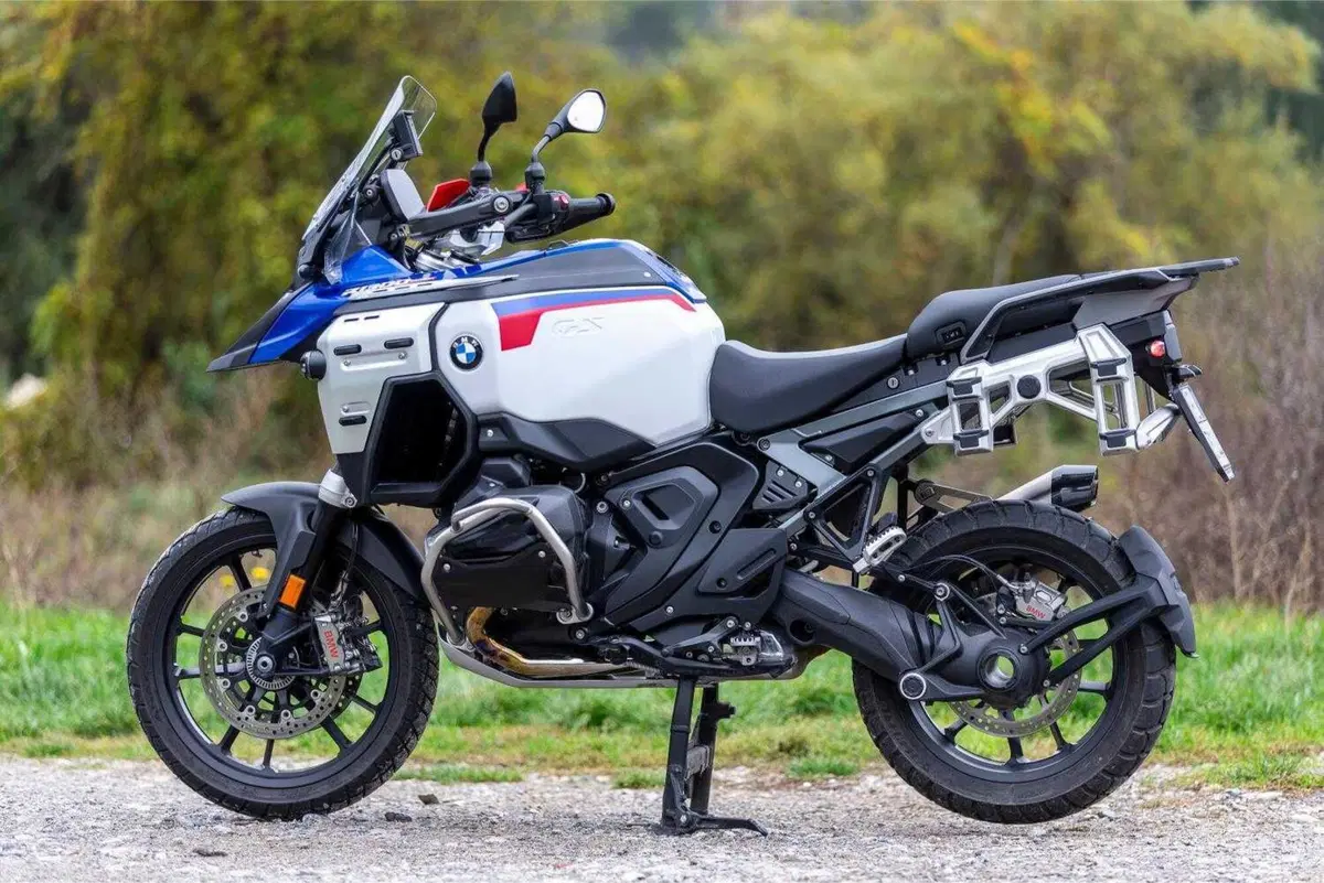 BMW R 1300 GS Adventure, il nostro TEST: la globe-trotter definitiva? [VIDEO e GALLERY] (18)