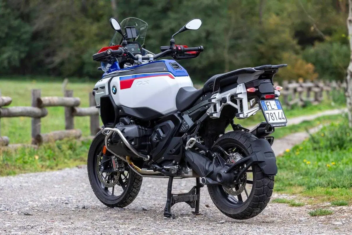 BMW R 1300 GS Adventure, il nostro TEST: la globe-trotter definitiva? [VIDEO e GALLERY] (20)
