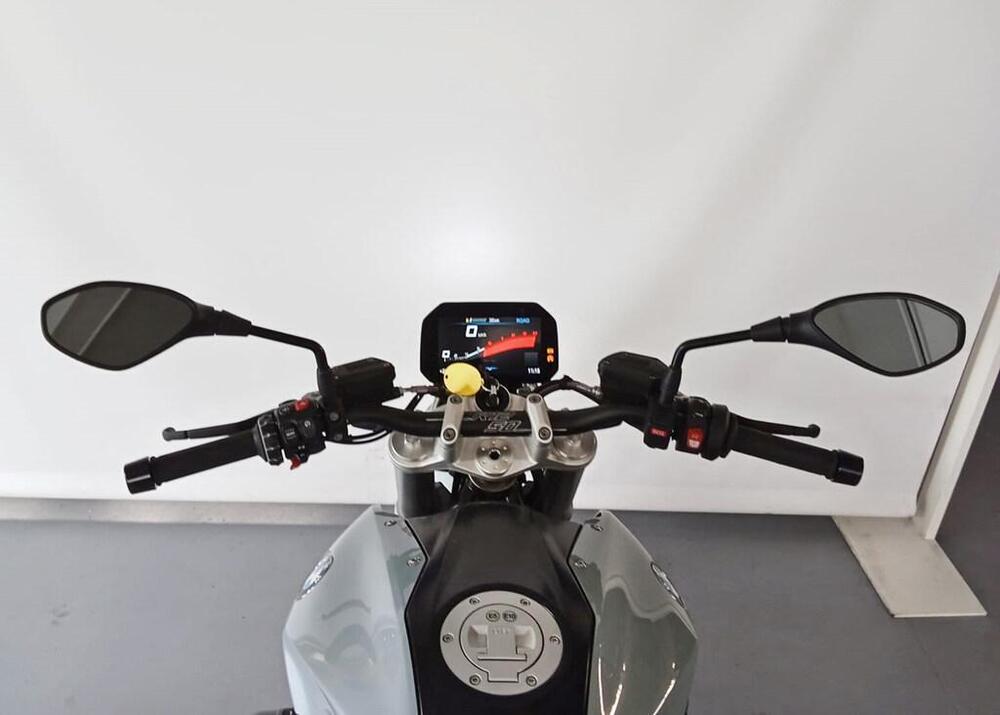 Bmw R 1250 R (2021 - 25) (5)