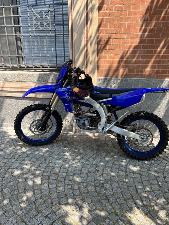 Yamaha YZ 450 F (2022) (2)