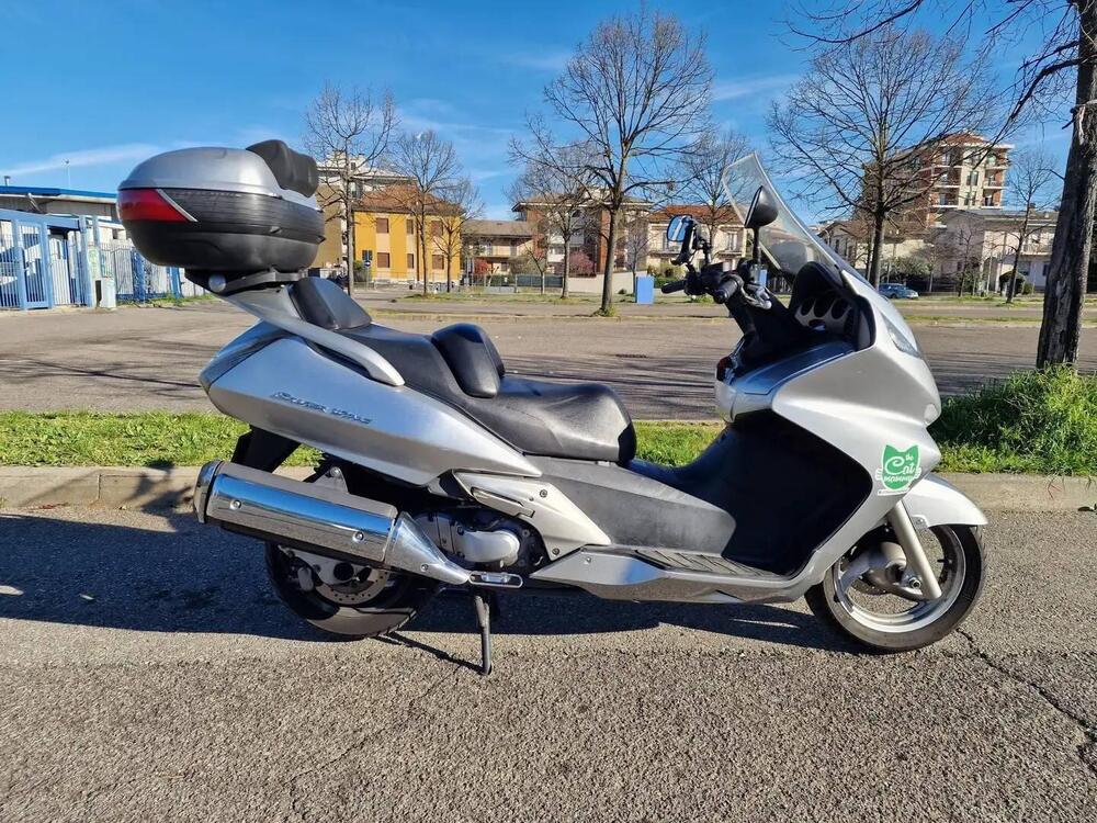 Honda Silver Wing 600 (2001 - 05) (2)