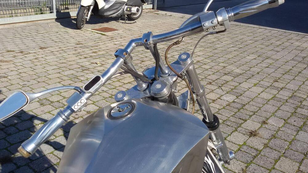 Harley-Davidson 1585 Softail Deluxe (2011) - FLSTN (4)