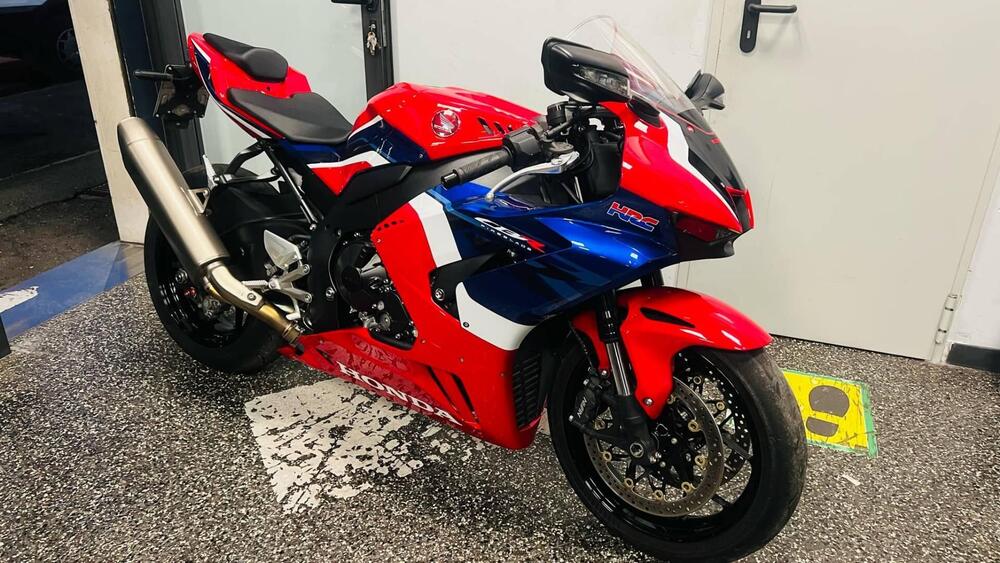 Honda CBR 1000 RR-R Fireblade (2020 - 21)