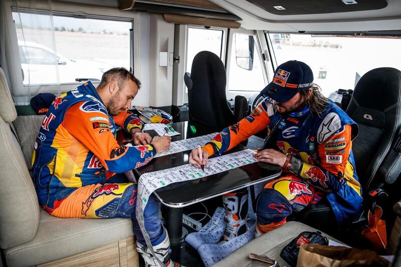 Dakar 2025. No, Toby Price e &ldquo;Sundersam&rdquo; non se ne staranno alla televisione in pantofole