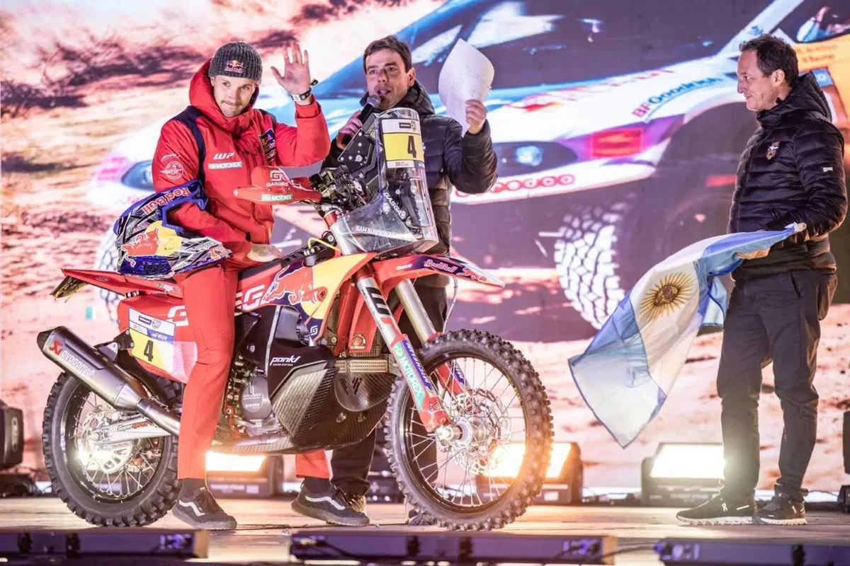 Dakar 2025. No, Toby Price e “Sundersam” non se ne staranno alla televisione in pantofole (16)