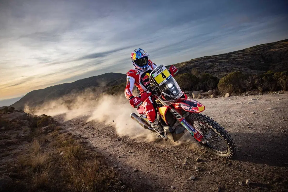 Dakar 2025. No, Toby Price e “Sundersam” non se ne staranno alla televisione in pantofole (17)