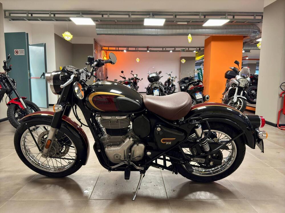 Royal Enfield Classic 350 (2021 - 24) (4)