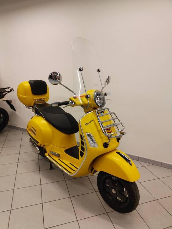 Vespa GTS 300 Super Sport (2017 - 19) (4)