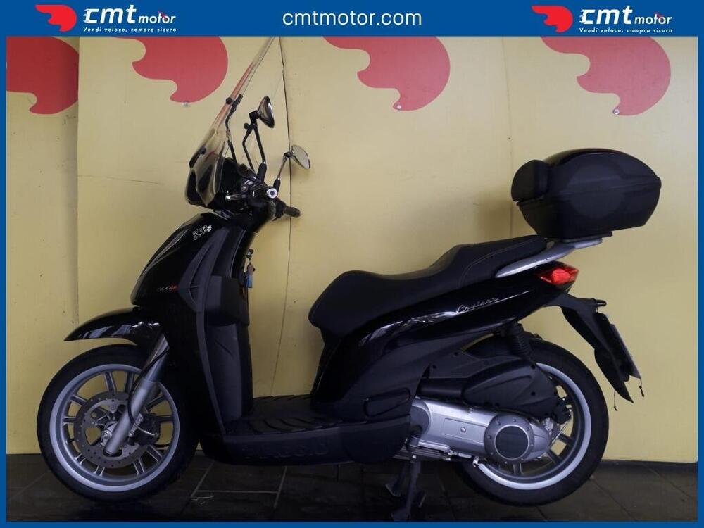 Piaggio Carnaby Cruiser 300 (2008 - 13) (3)