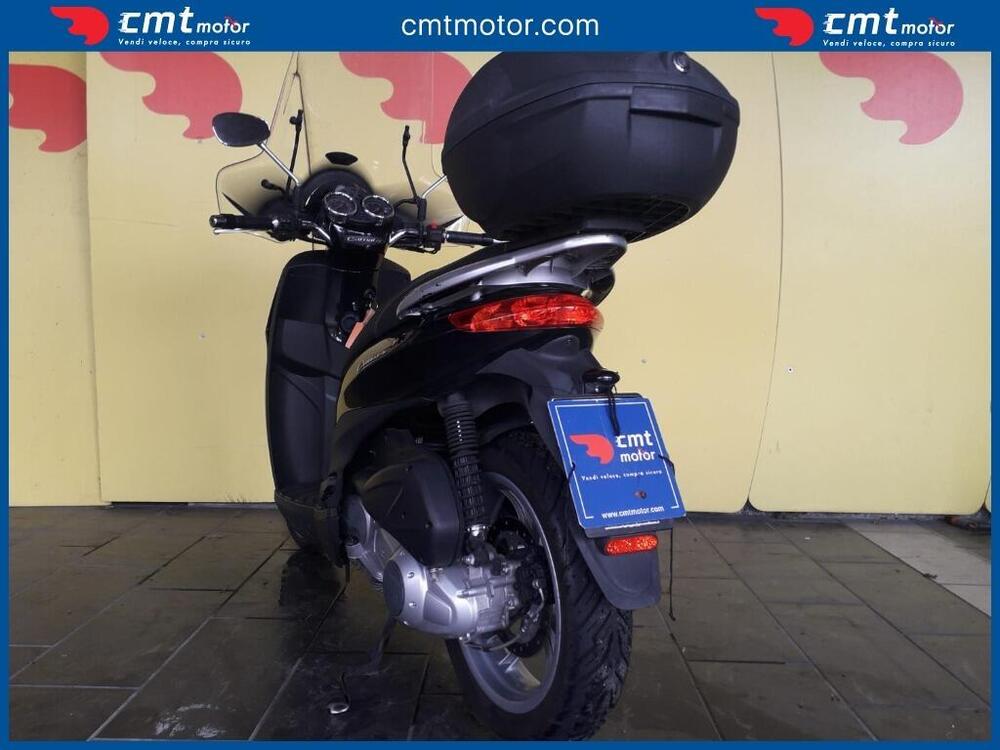 Piaggio Carnaby Cruiser 300 (2008 - 13) (4)