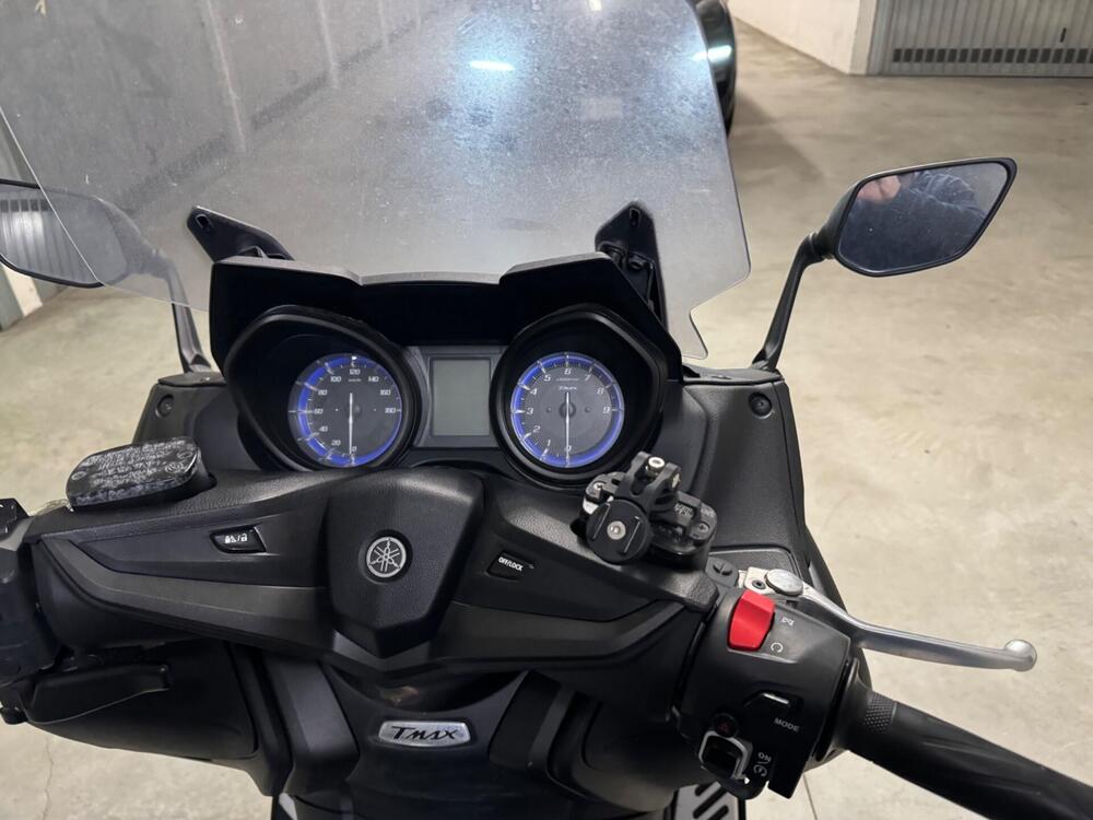 Yamaha T-Max 560 (2020 - 21) (3)