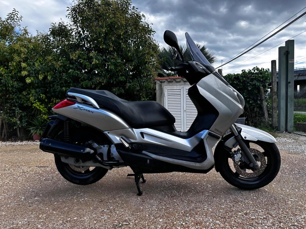 Yamaha X-Max 125 (2006 - 09) (2)