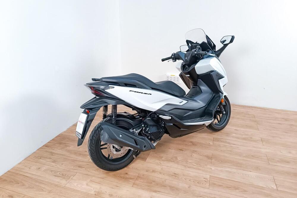 Honda Forza 125 ABS (2015 - 16) (3)