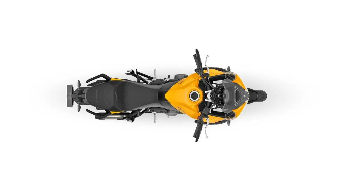Nuova Triumph Tiger 800: nuovo motore, dotazione top. Ecco quanto costa e quando sarà in vendita (19)