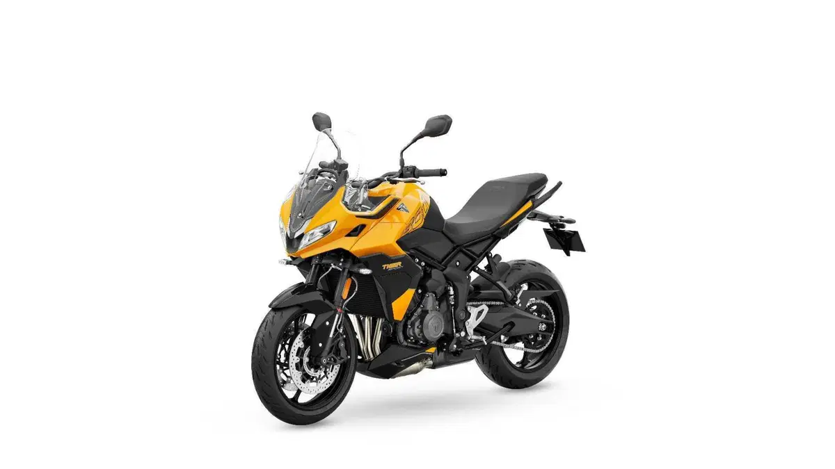 Nuova Triumph Tiger 800: nuovo motore, dotazione top. Ecco quanto costa e quando sarà in vendita (24)