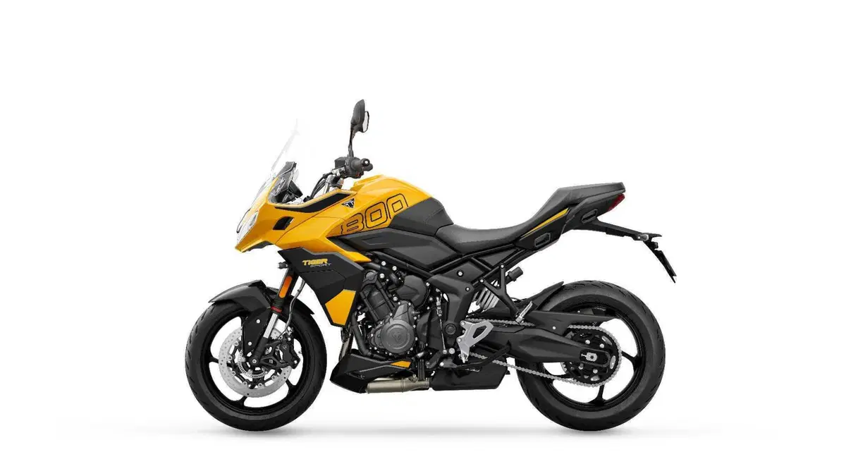 Nuova Triumph Tiger 800: nuovo motore, dotazione top. Ecco quanto costa e quando sarà in vendita (25)