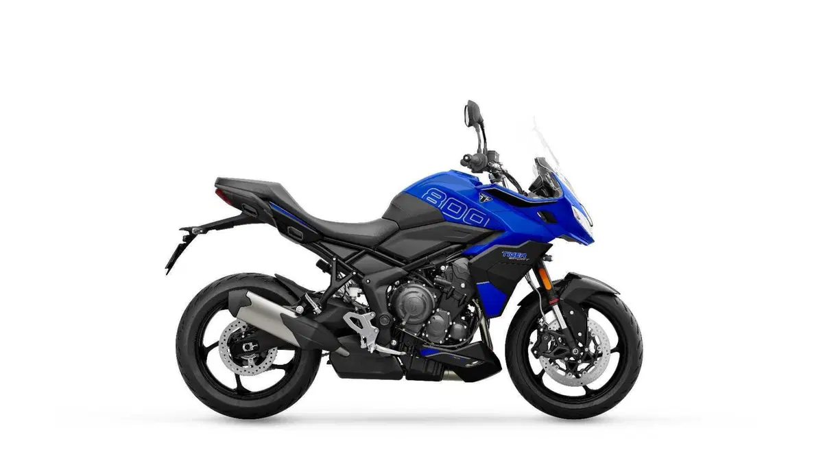 Nuova Triumph Tiger 800: nuovo motore, dotazione top. Ecco quanto costa e quando sarà in vendita (31)