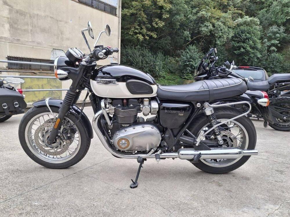 Triumph Bonneville T120 (2021 - 24) (2)