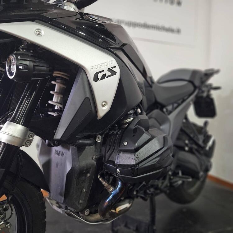 Bmw R 1300 GS (2023 - 25) (2)