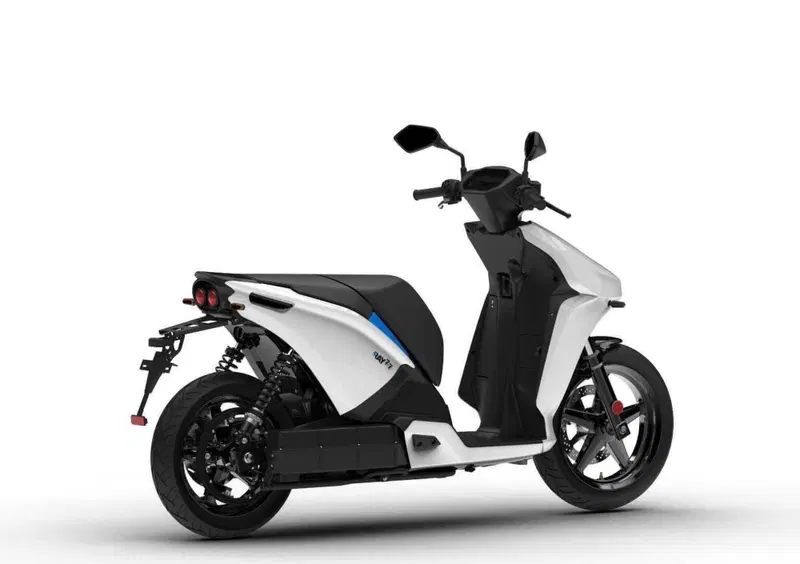 Rieju Ray 7.7 Ray 7.7 1,8 kw (2024 - 26) (3)